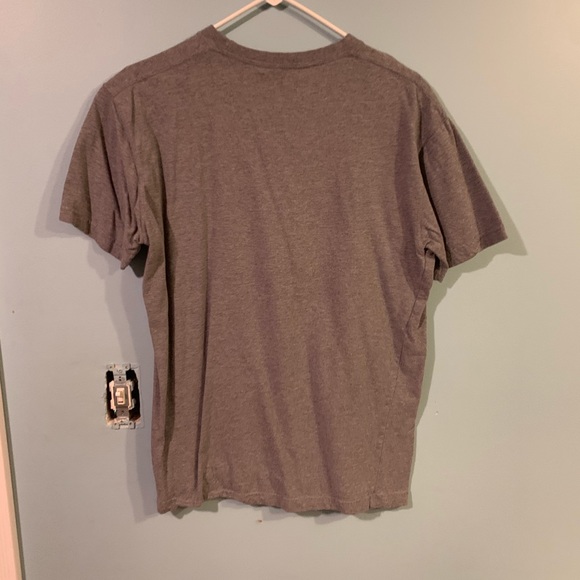 Basic grey T - Picture 2 of 2